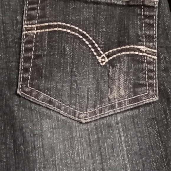 Distorted Jeans - Picture 8 of 8